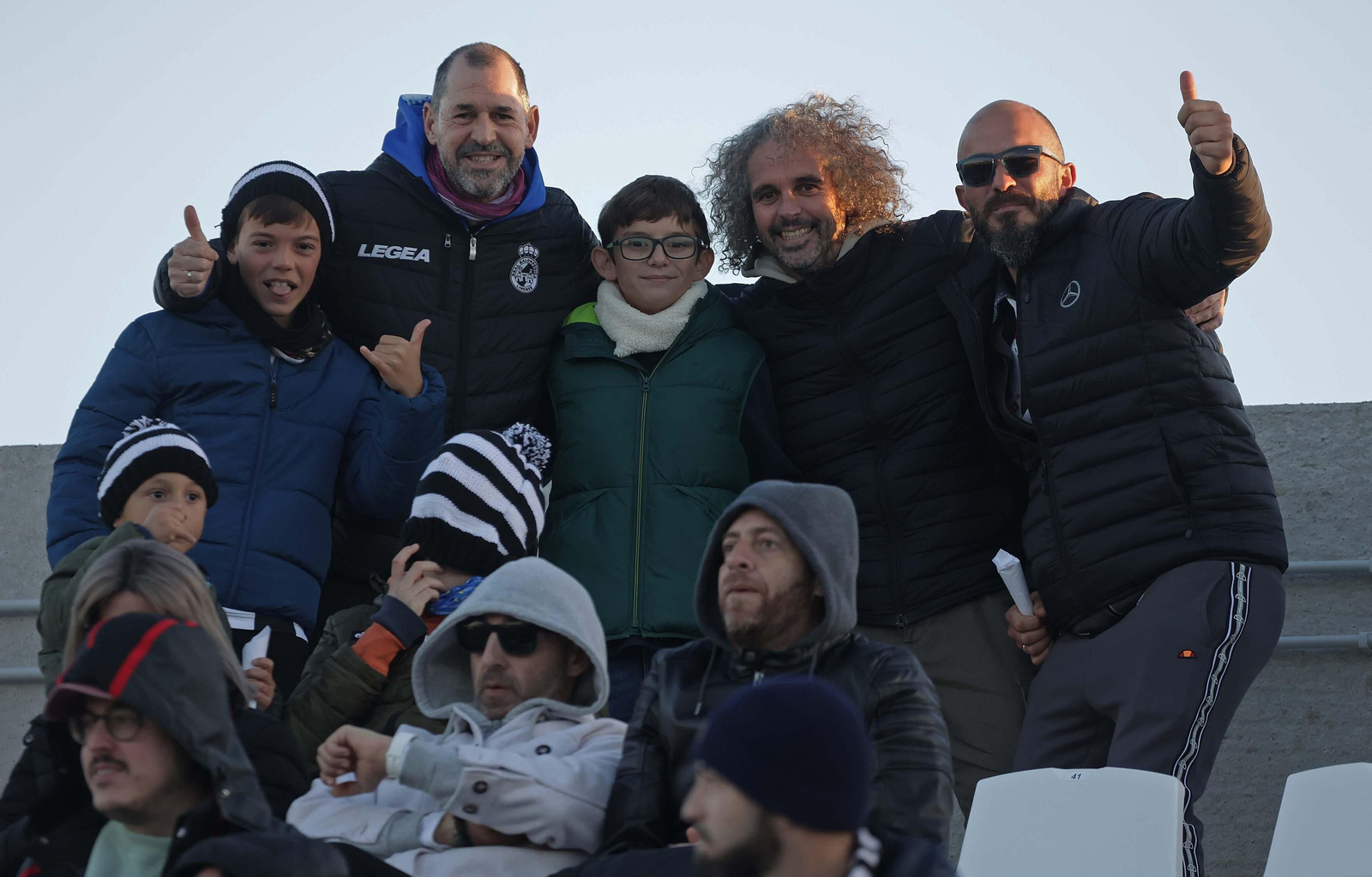 Búscate durante el Balona - Antoniano en el Ciudad de La Línea
