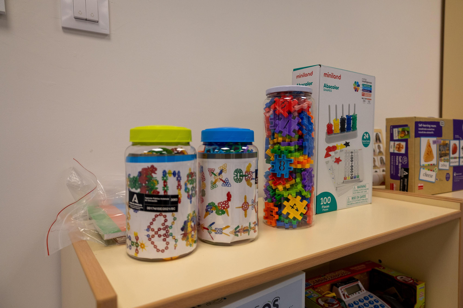 Un recorrido en imágenes por el interior del nuevo colegio del Ensanche Sur en Huelva