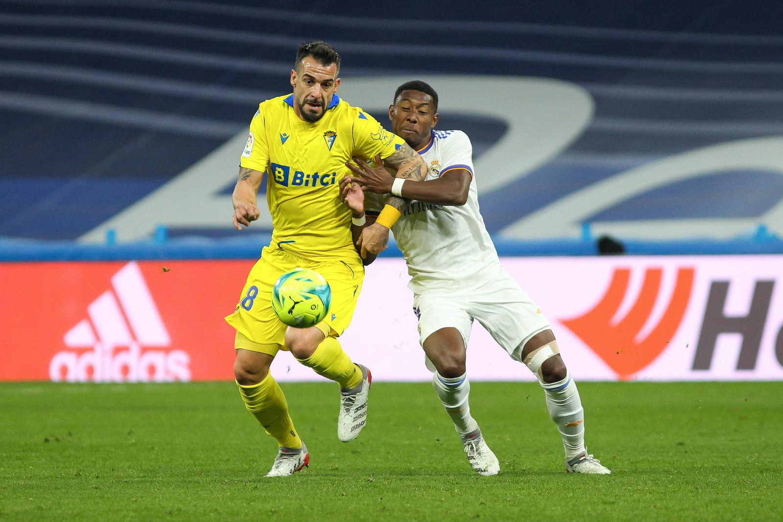 Alabra y Negredo en el Real Madrid-Cádiz. Alabra y Negredo en el Real Madrid-Cádiz.
