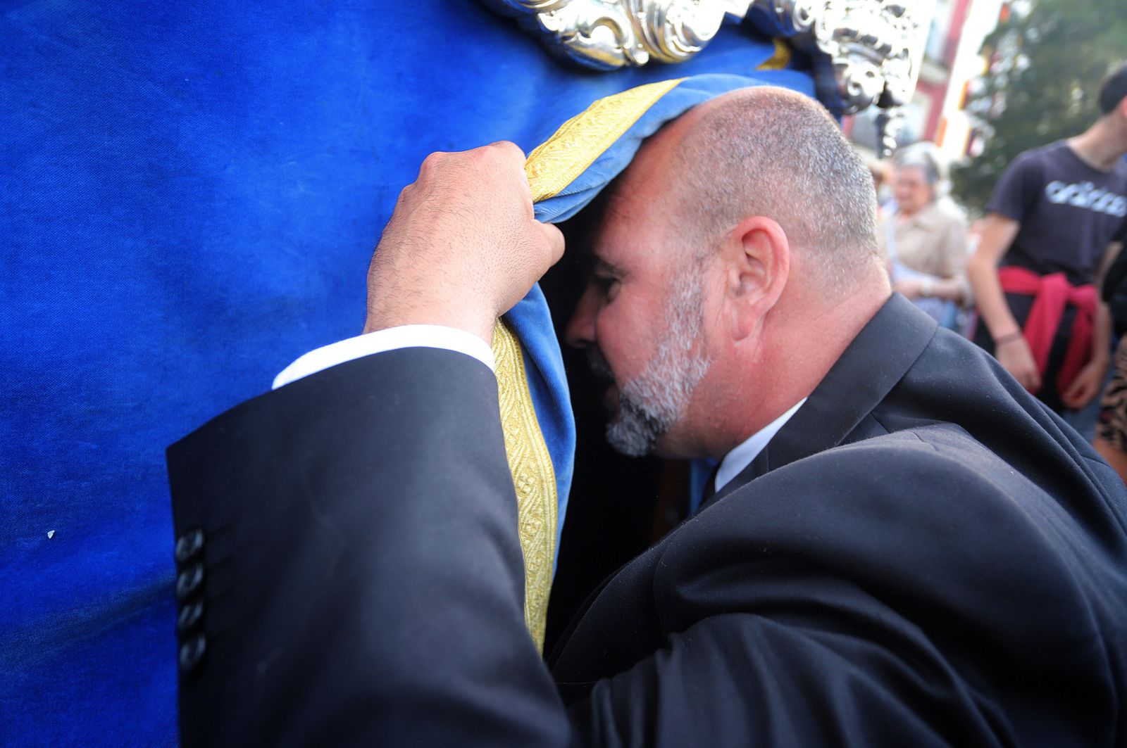 Imágenes de la procesión de la Virgen de los Dolores por Las Colonias