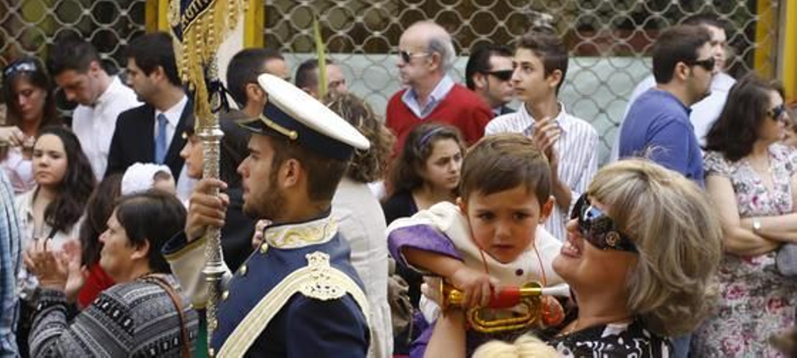 El buen tiempo acompaña a las procesiones en este primer día de Semana Santa

Foto: Sergio Camacho