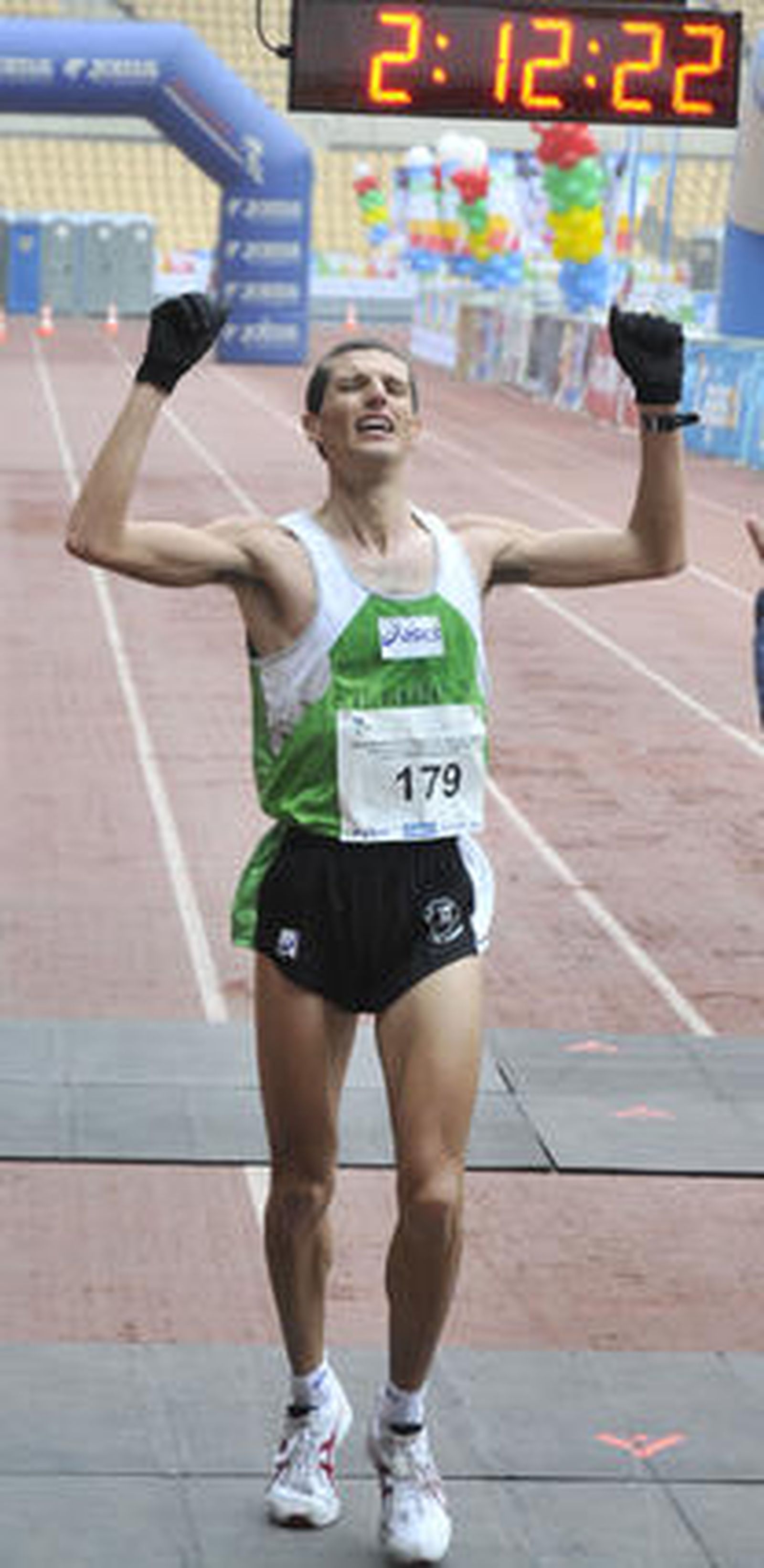El etíope Daniel Abera gana la XXVII Maratón de Ciudad de Sevilla. / Juan Carlos Vázquez