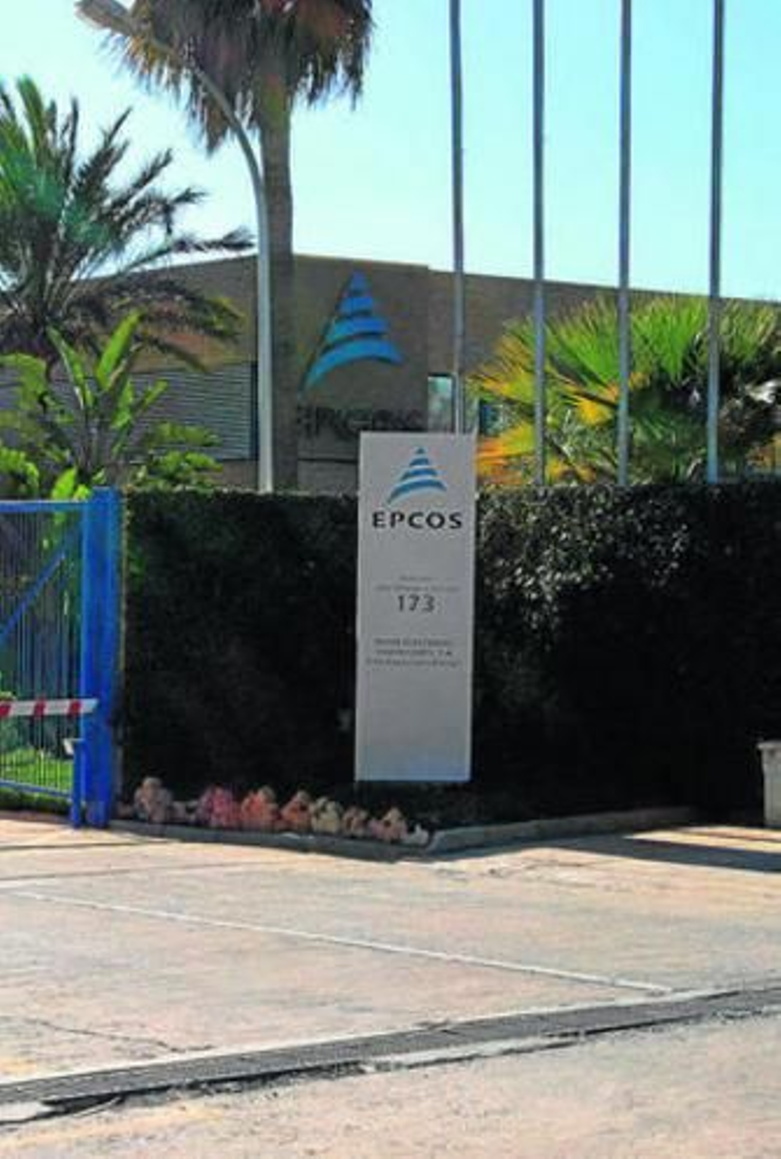 Fábrica de Epcos en la avenida Ortega y Gasset.