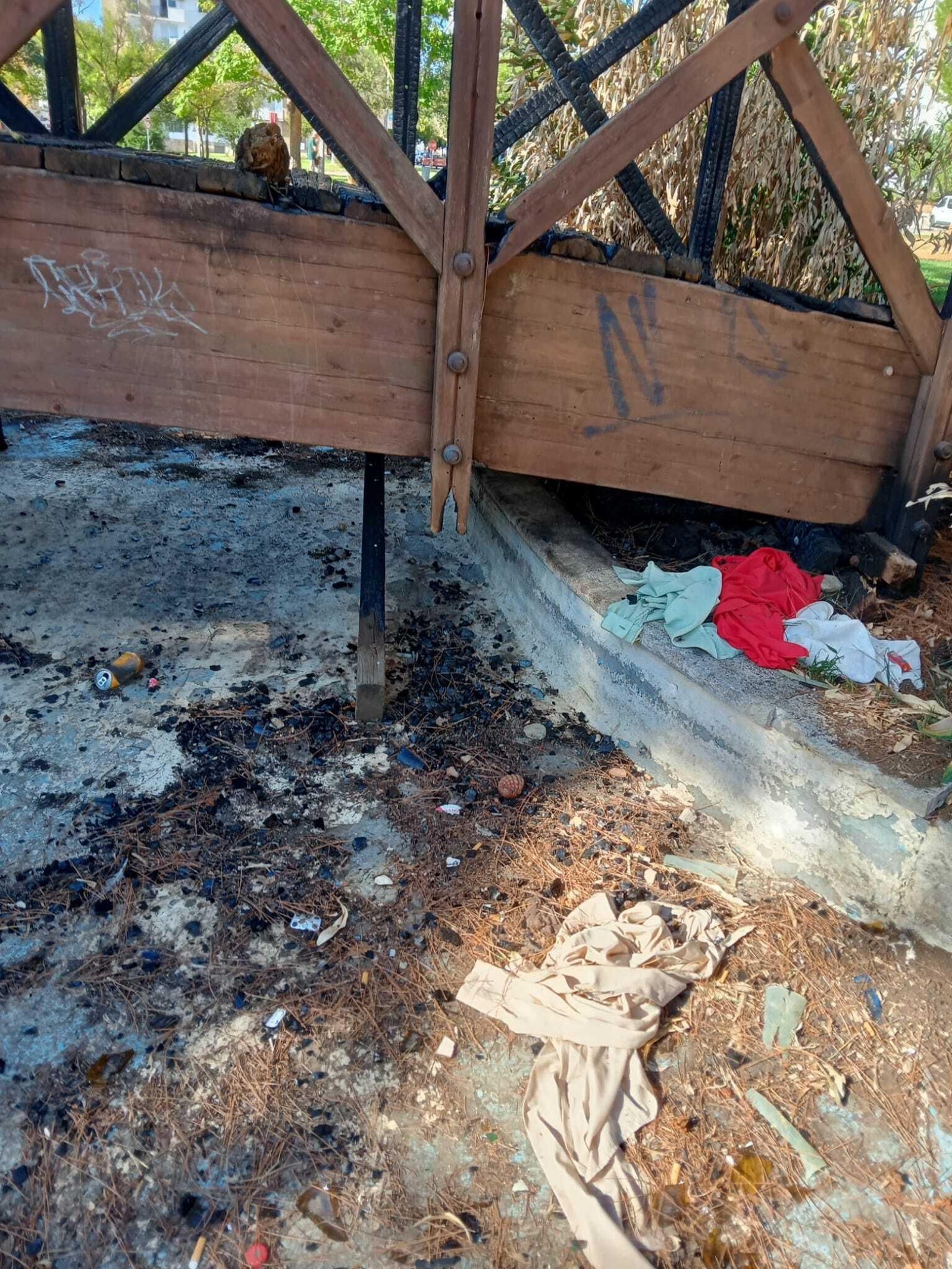 Vandalismo en el parque de La Plata en Jerez