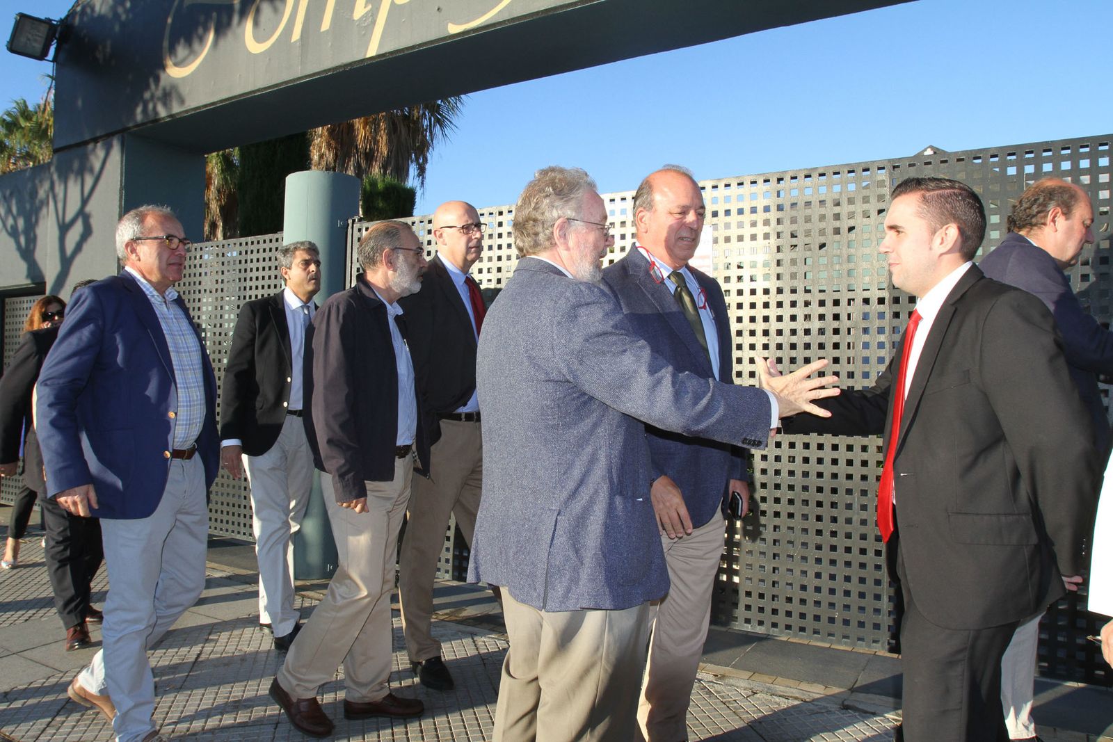 Imágenes del Desayuno Informativo del Grupo Joly con Javier Targhetta