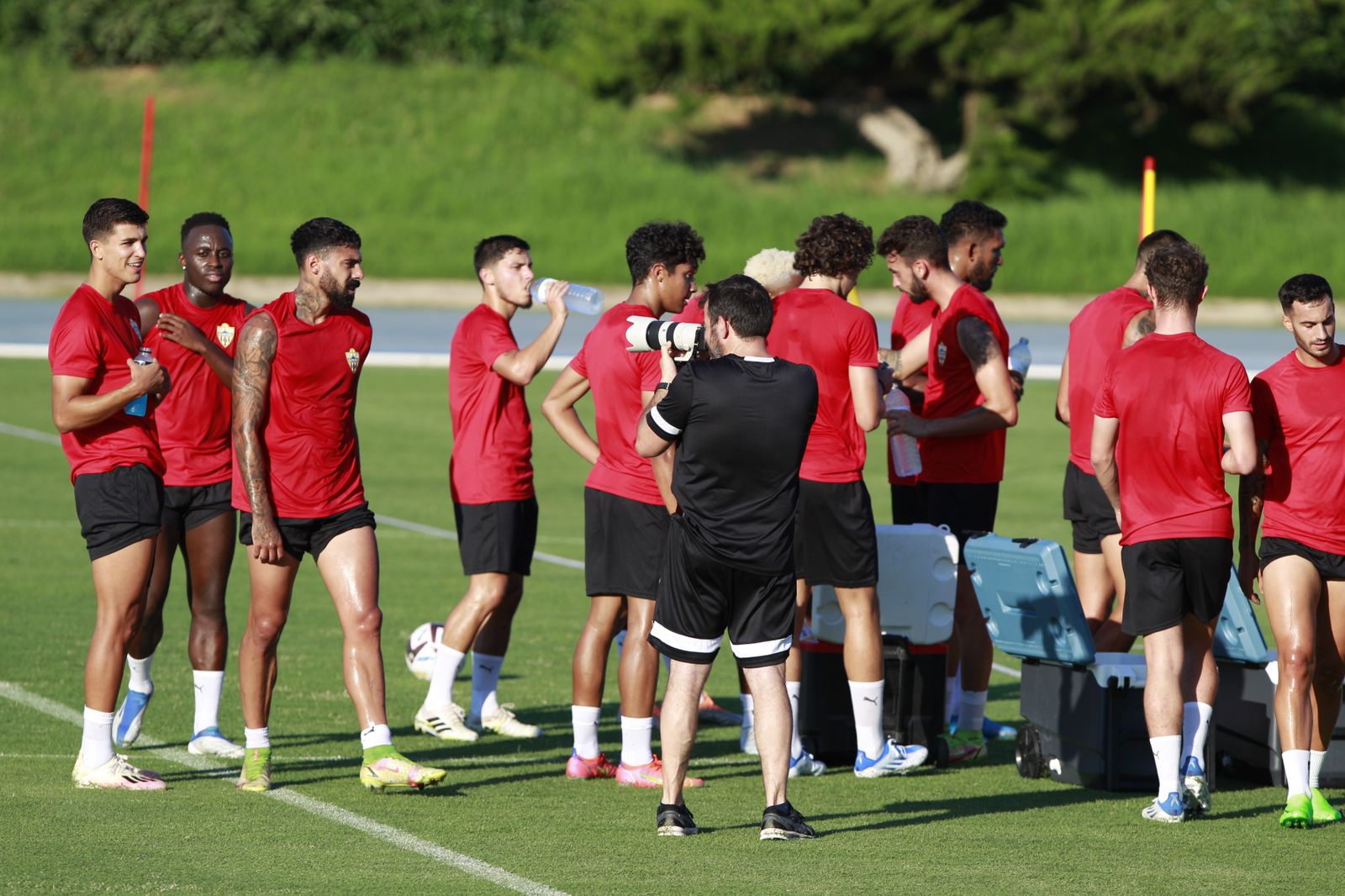 Imágenes del primer entramiento de la U.D. Almería en la Liga Santander, temporada 2022-2023