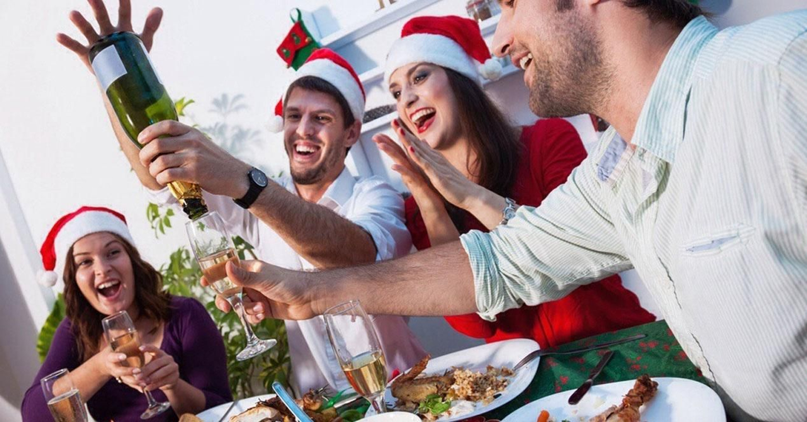 El 17% reconoce haber tenido una aventura con otro empleado de su empresa durante la cena o comida de Navidad.