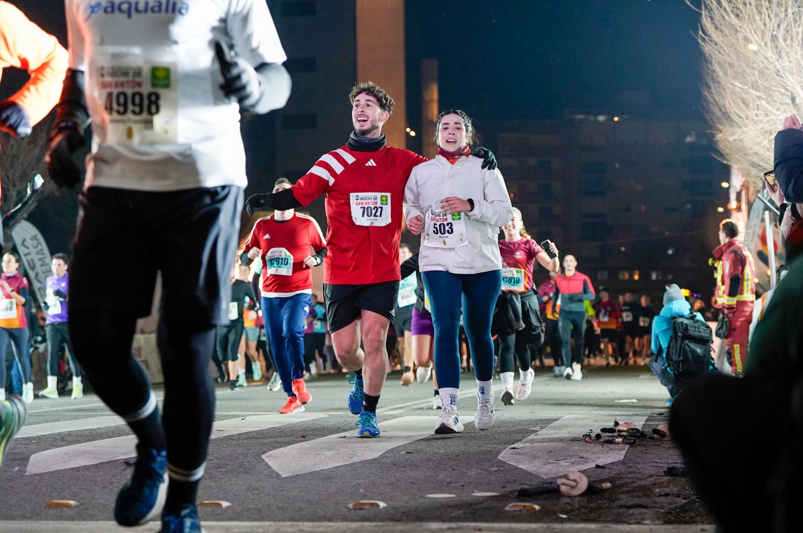 En imágenes: búscate en tu llegada a meta de la Carrera de San Antón 2026 (17)