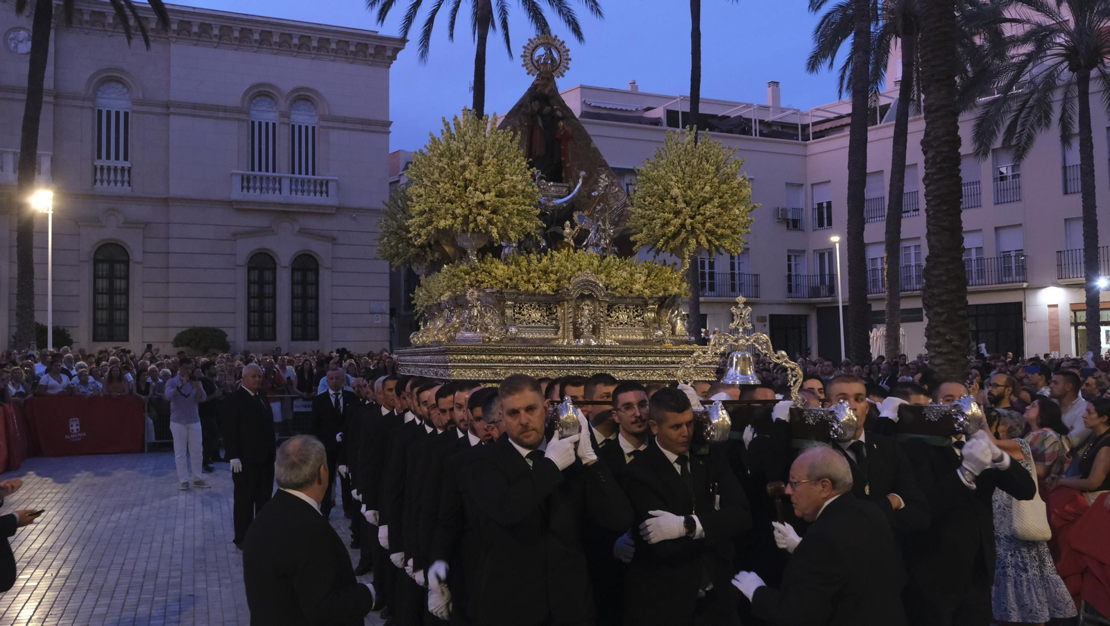 La Procesión de la Virgen del Mar, en imágenes