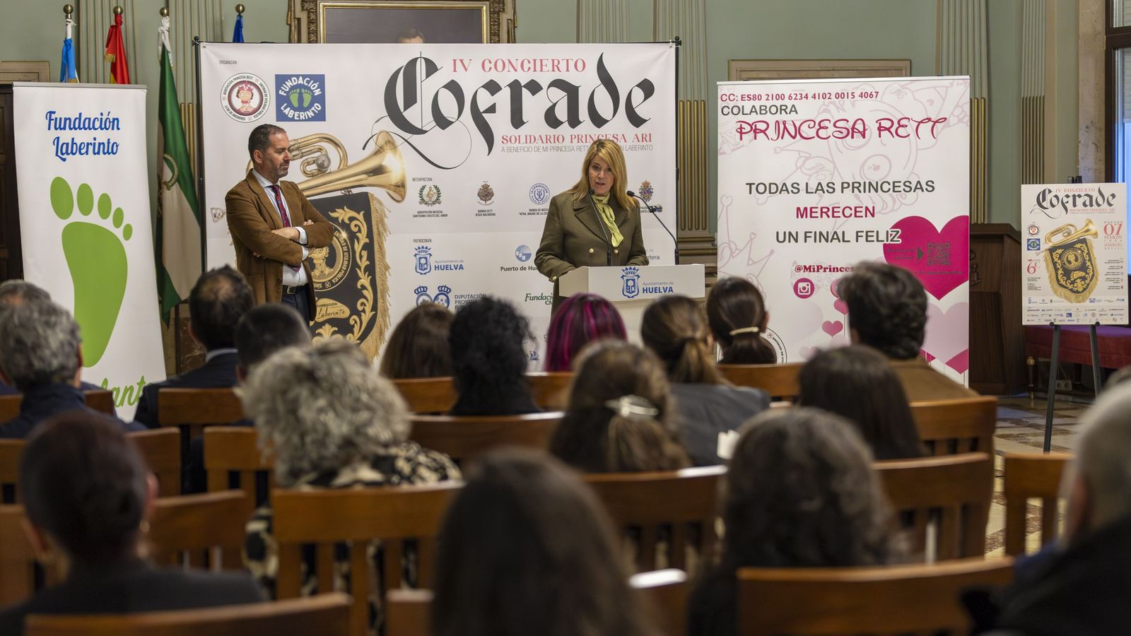 La alcaldesa de Huelva, Pilar Miranda, en la presentación del IV Concierto Cofrade Solidario ‘Princesa Ari’.