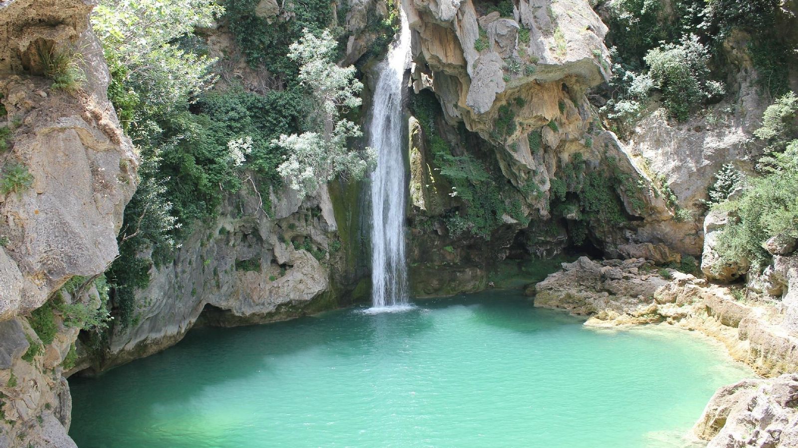 Una de las múltiples pozas de agua que puedes encontrar a lo largo de la ruta.