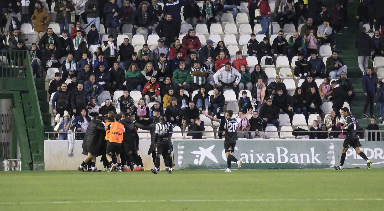 Las fotos del triunfo de la Balona en Córdona (0-1)