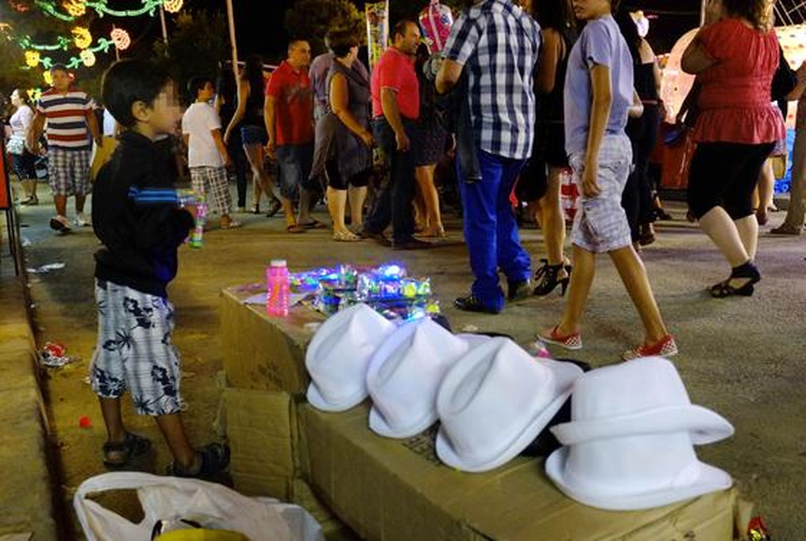 Ambiente en la jornada de apertura de la feria de la isla

Foto: Elias Pimentel
