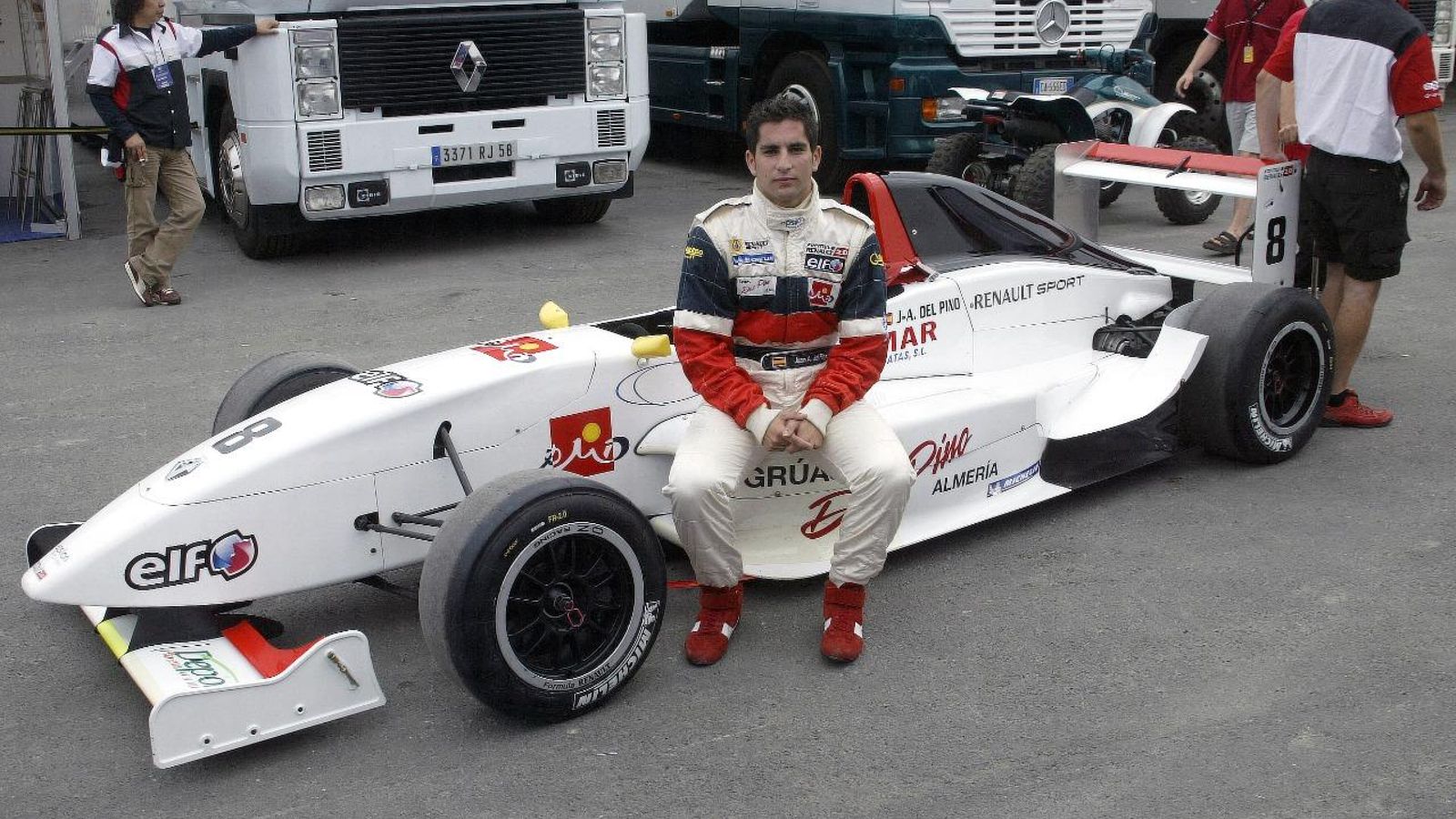 Juan del Pino, en su época de piloto profesional.