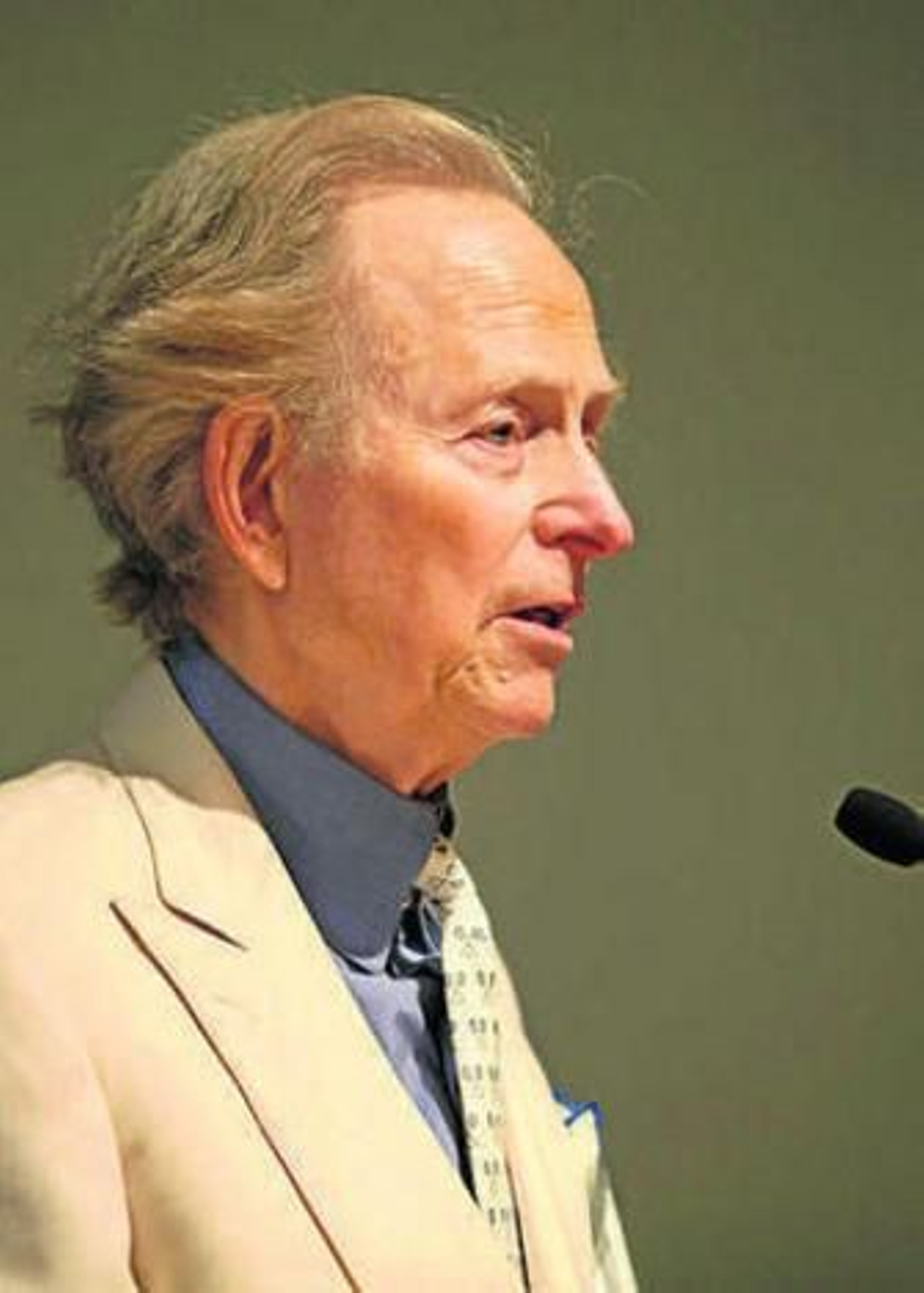 Tom Wolfe.