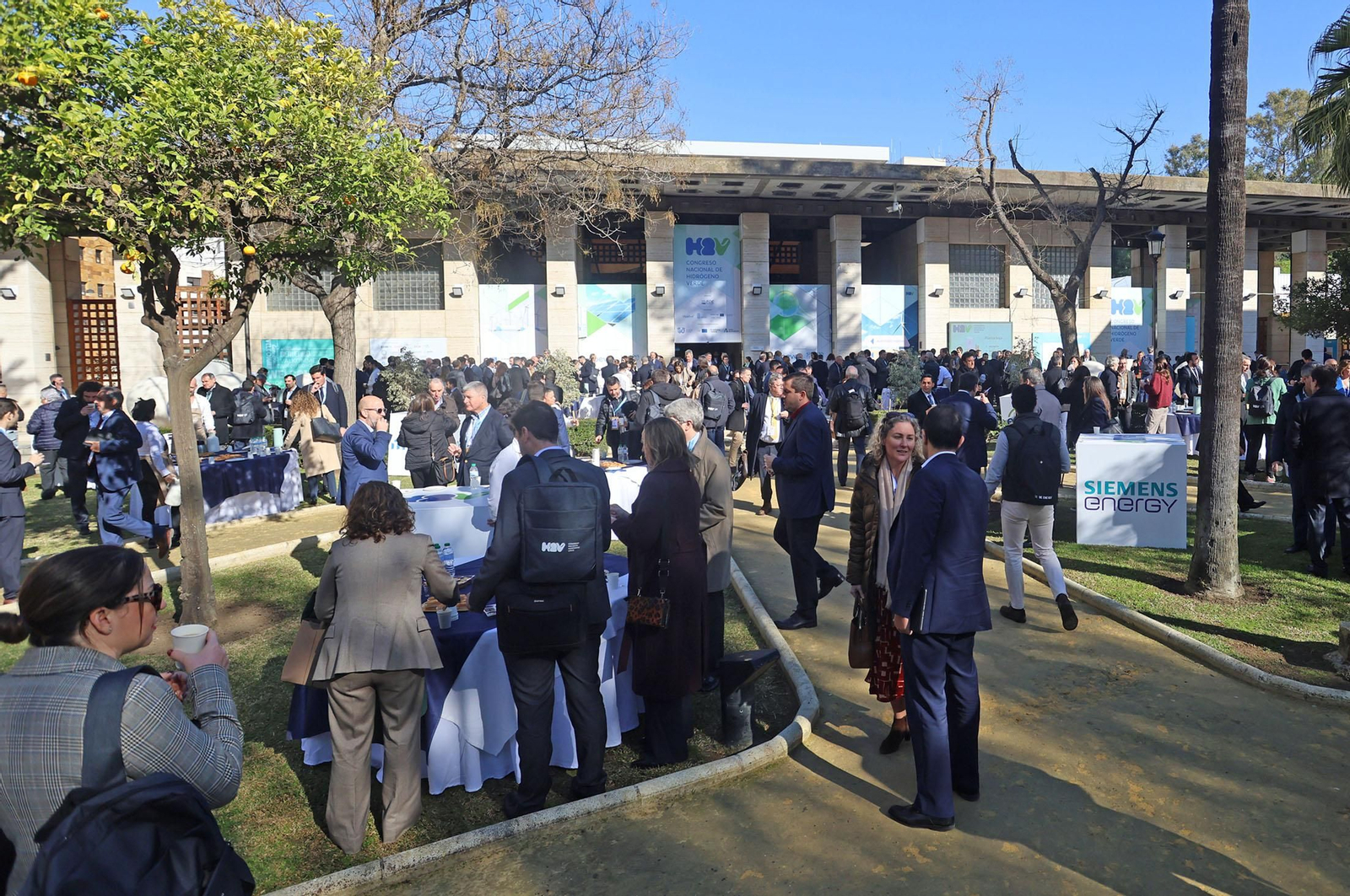 Imágenes de la inauguración del II Congreso Nacional de Hidrógeno Verde celebrado en Huelva