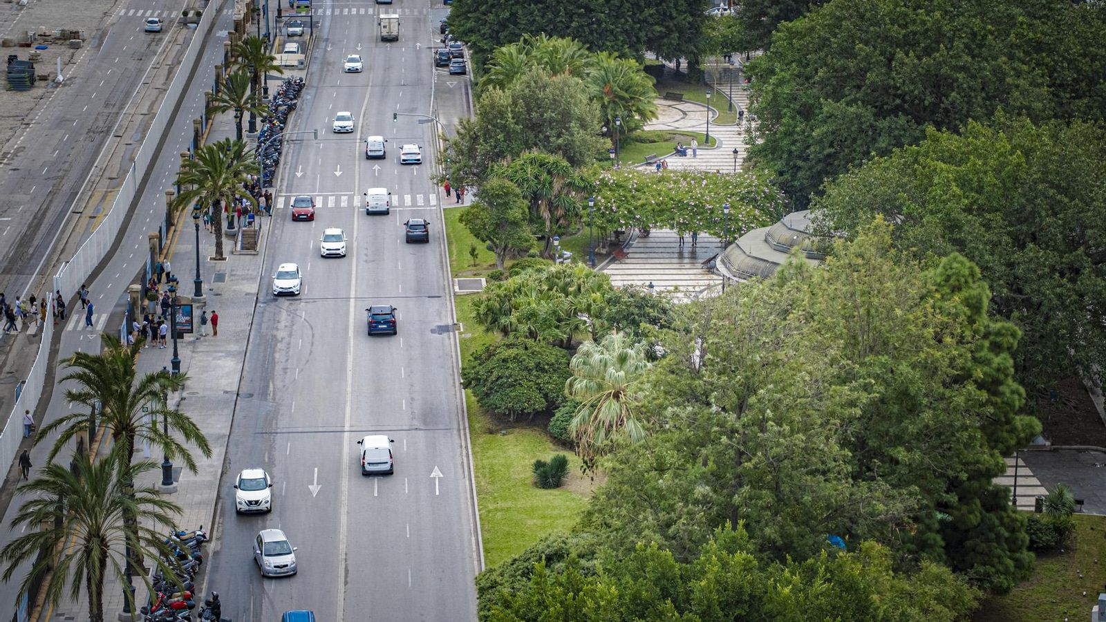 Canalejas, la frontera junto a la avenida del Puerto, entre la ciudad y su muelle.