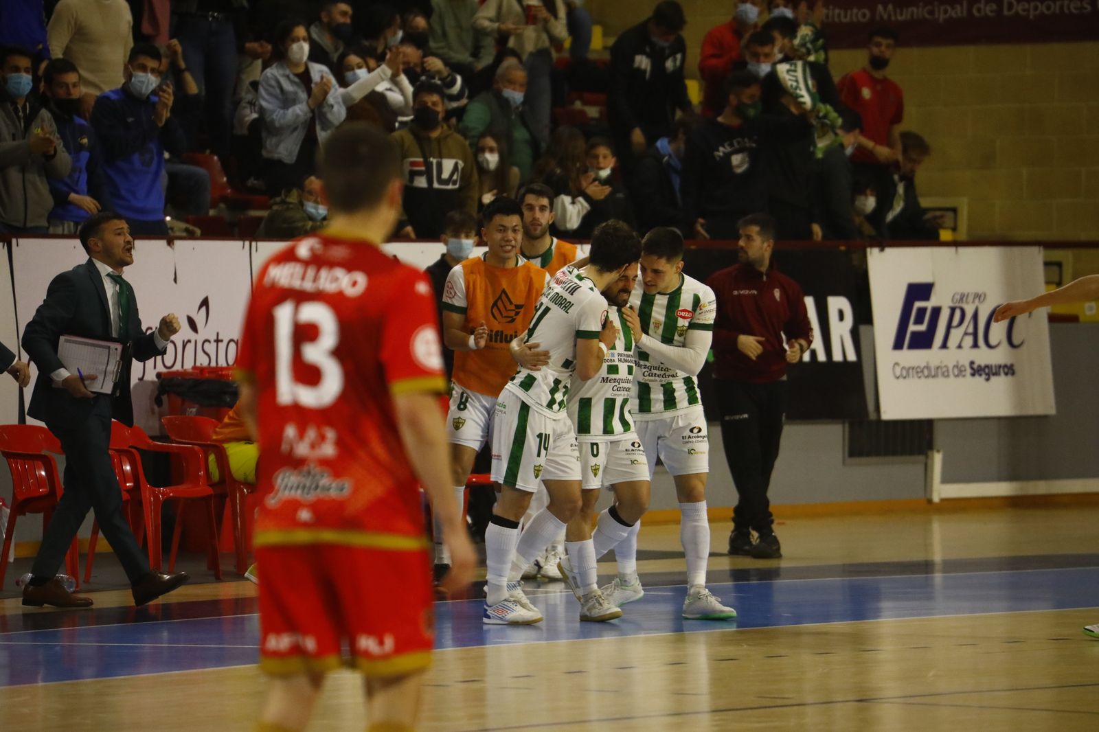 El empate del Córdoba Futsal ante el Jimbee Cartagena, en imágenes