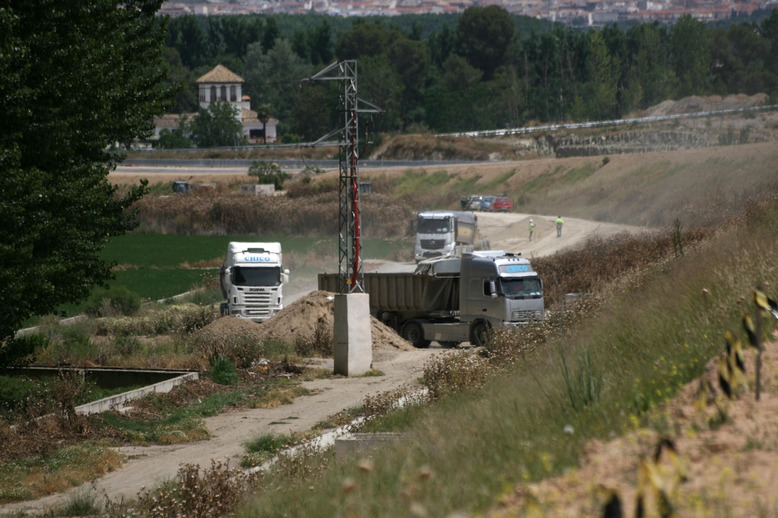 Fotos de las obras de la Segunda Circunvalación de Granada en junio de 2020
