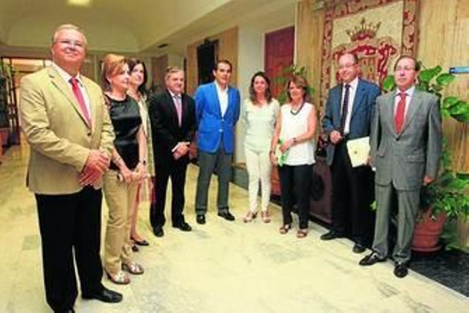 Reunión que tuvo lugar ayer en Capitulares