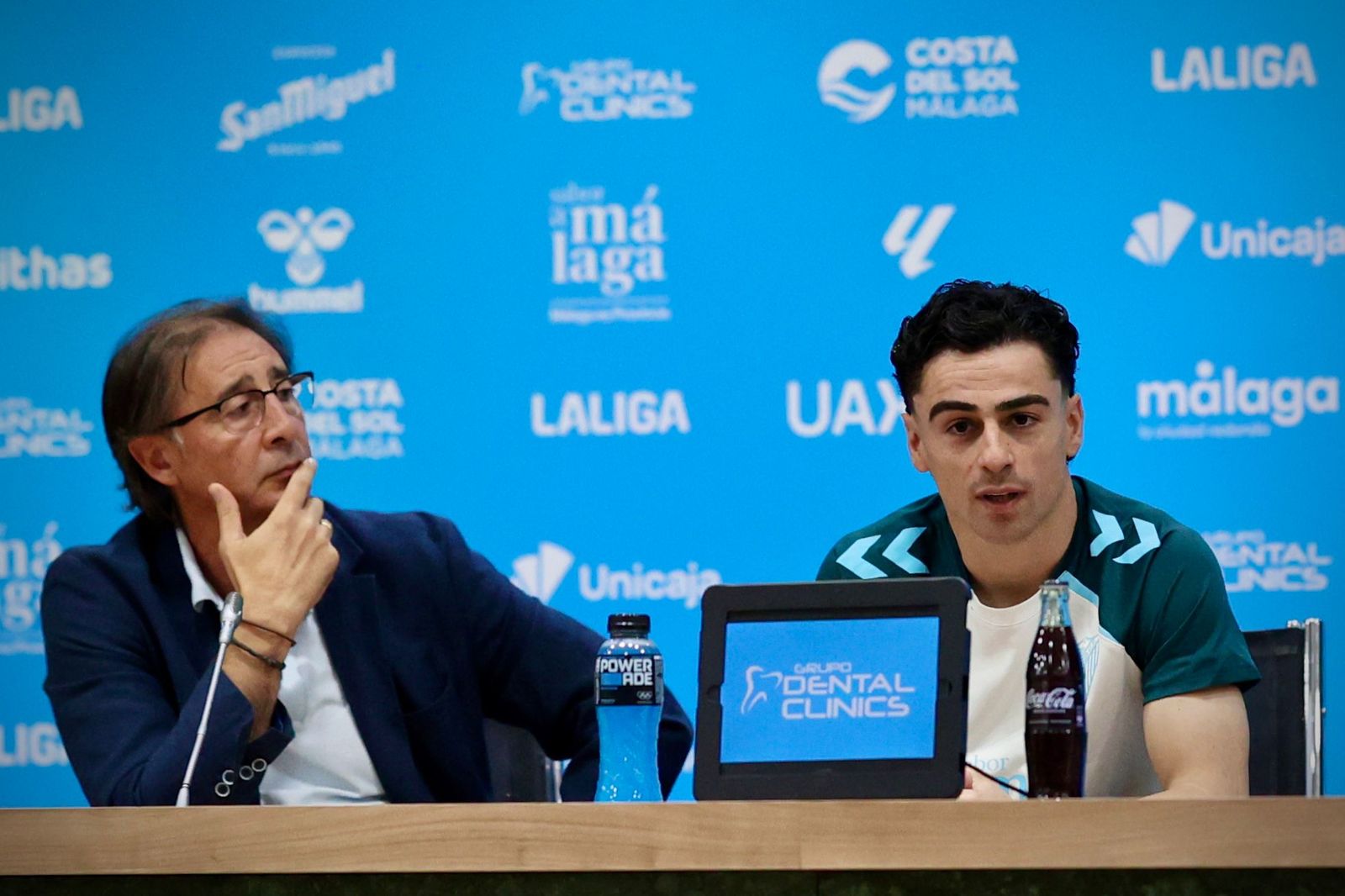 Las fotos de la presentación de Josué Dorrio con el Málaga CF