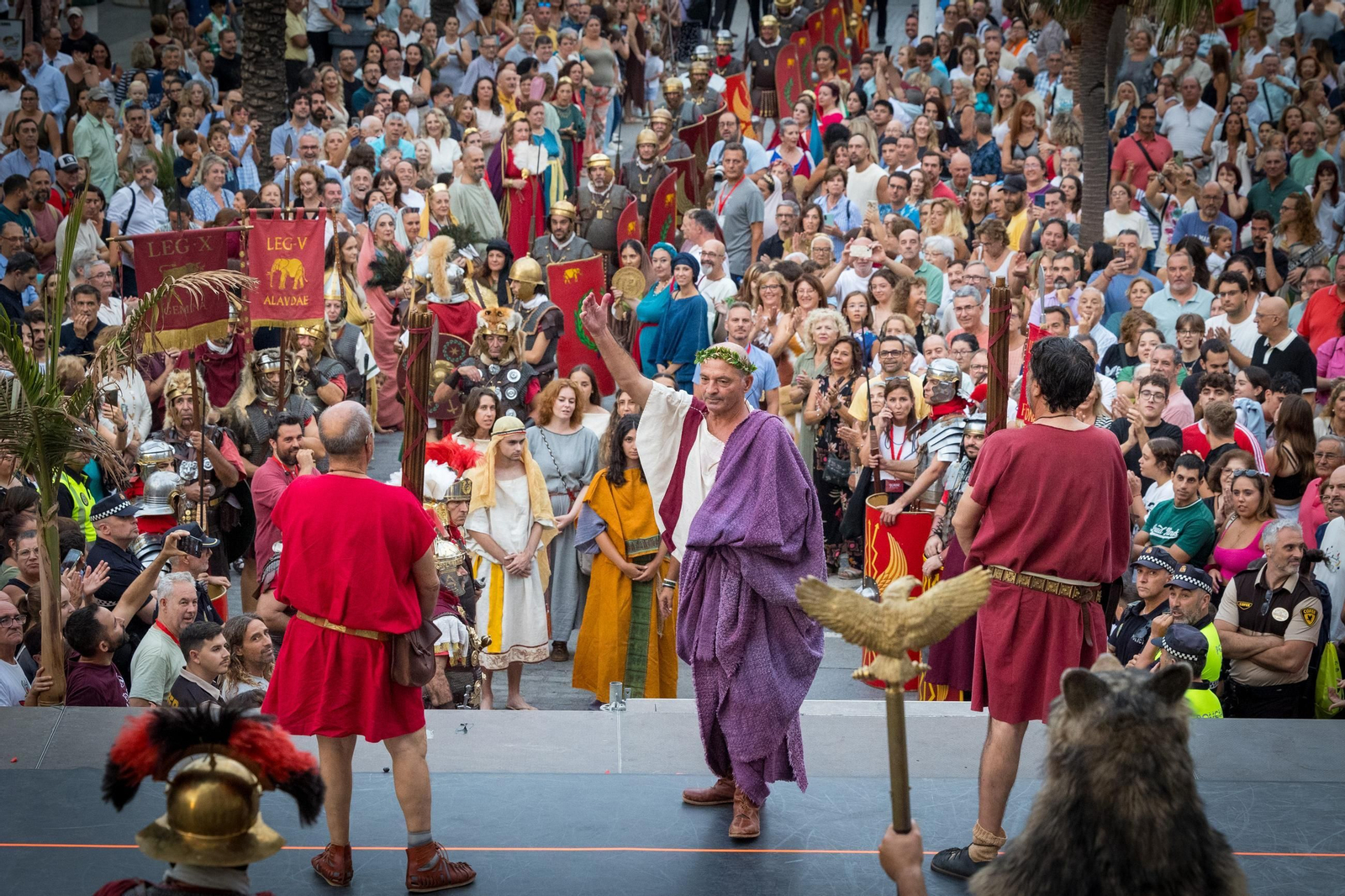 Las imágenes de la procesión del triunfo de Balbo el Menor en Cádiz Romana