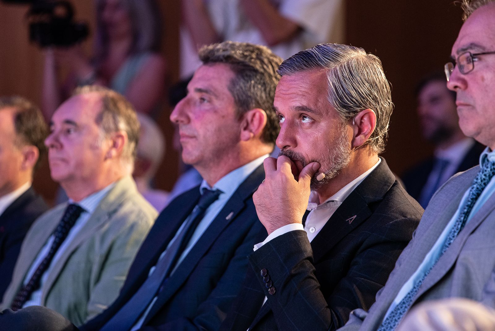 Imágenes de la presentación de la memoria de Aiqbe