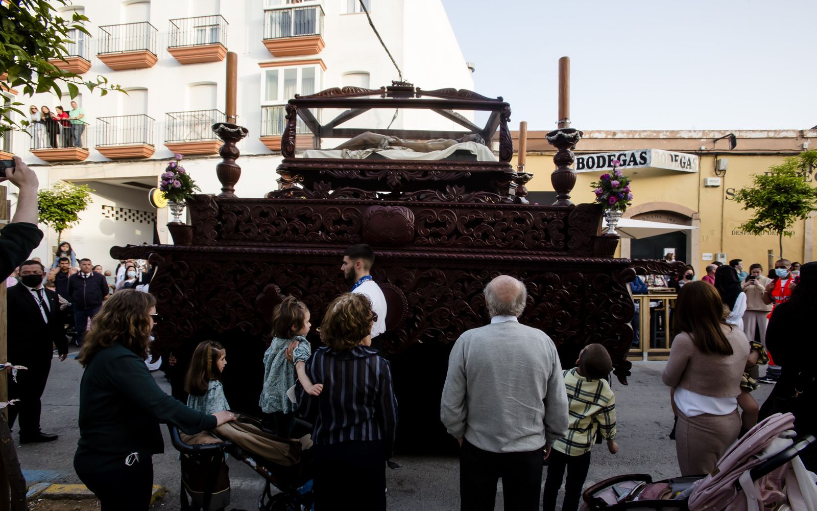 Las imágenes de la cofradía de la soledad en la Semana Santa de Chiclana 2022