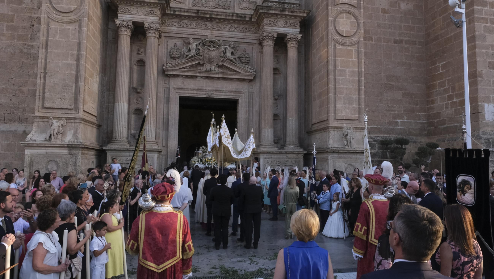 Procesión del Corpus Christi de Almería, en imágenes