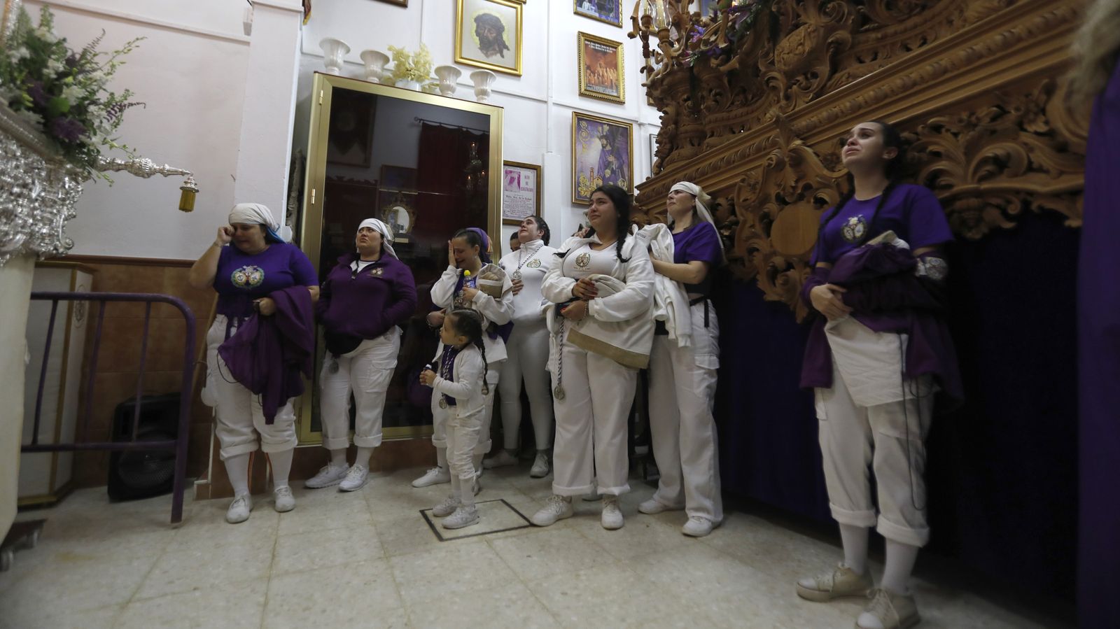 Fotos del Jueves Santo en La Línea: Perdón y la Salud, Gran Poder y Angustias