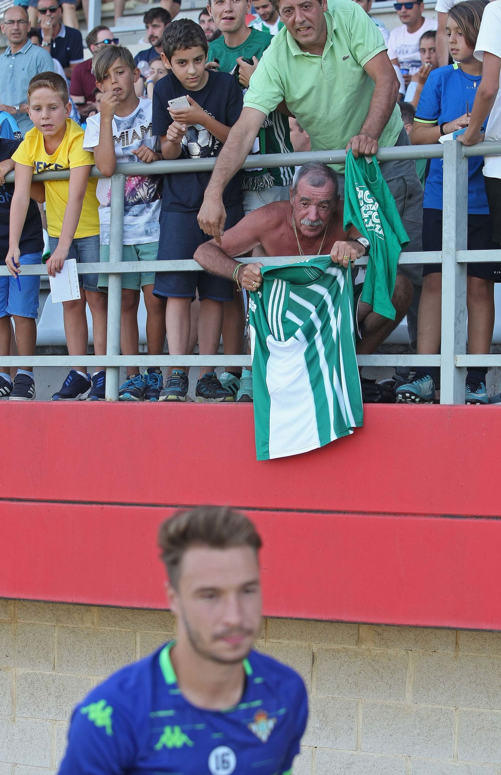 El amistoso Real Betis-Nottingham Forest, en imágenes
