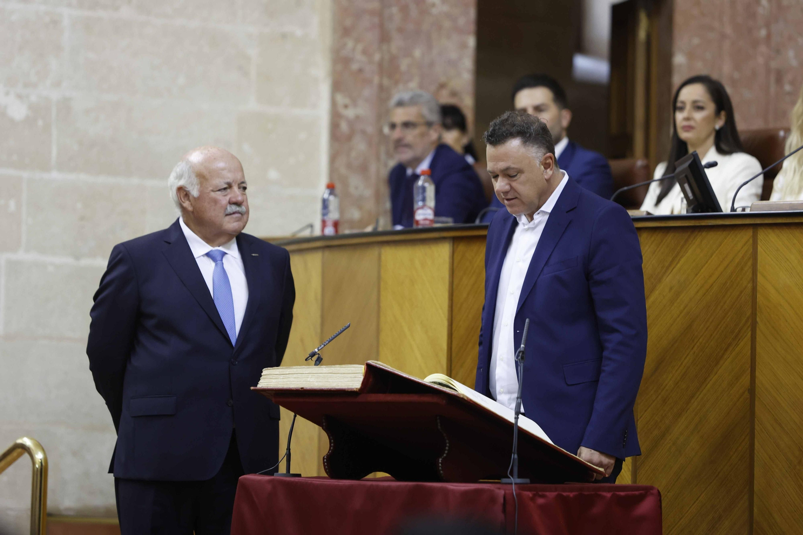 La constitución del Parlamento andaluz, todas las imágenes