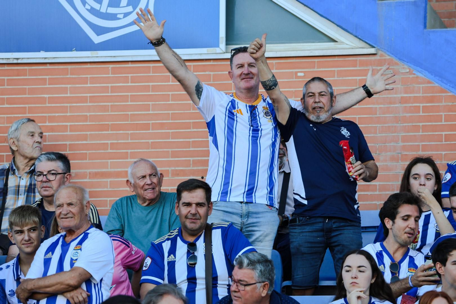 Búscate en las gradas del Nuevo Colombino durante el Recre-Puente Genil