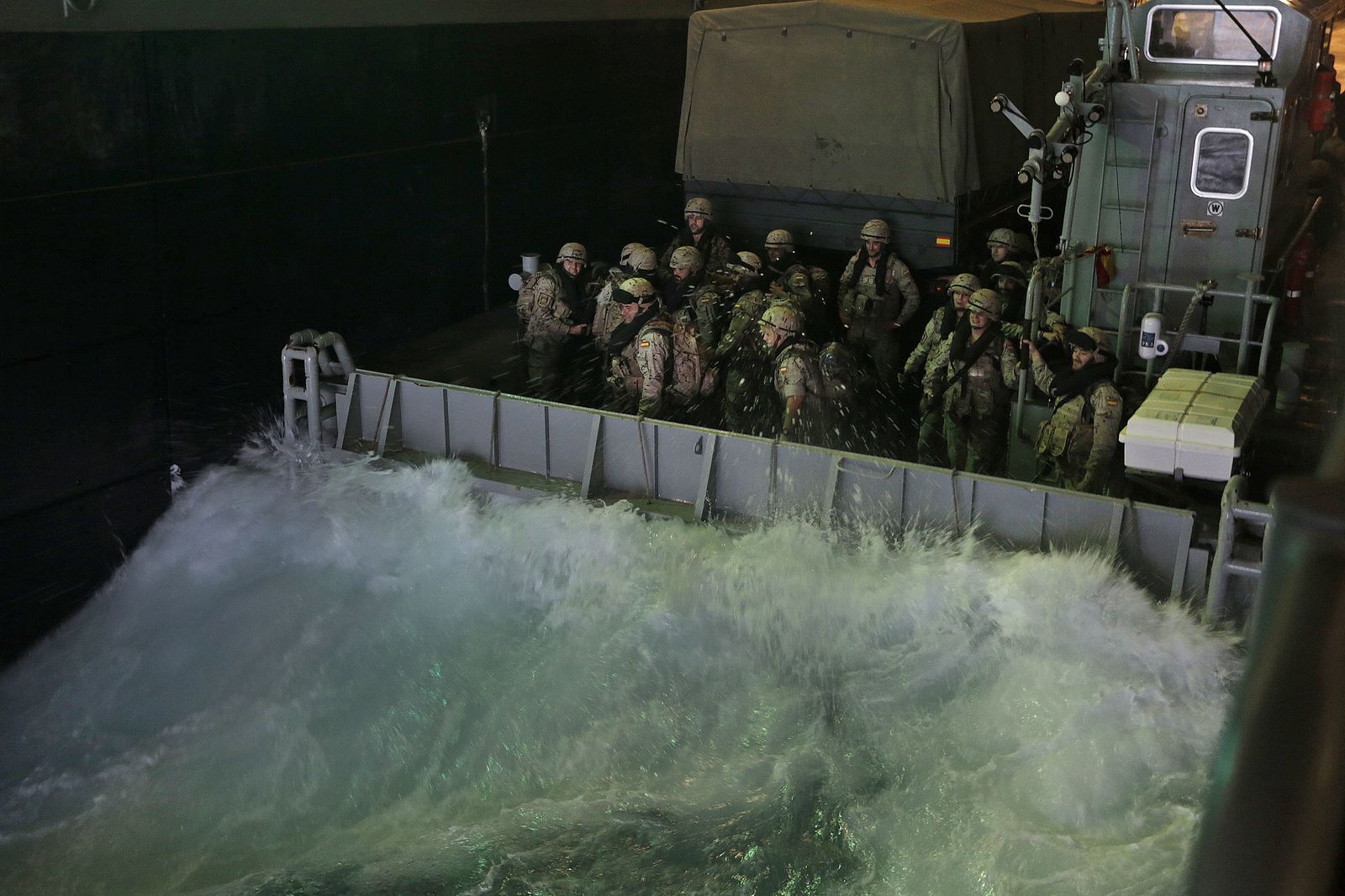 Maniobras Gruflex 61 de la Armada en el Retín