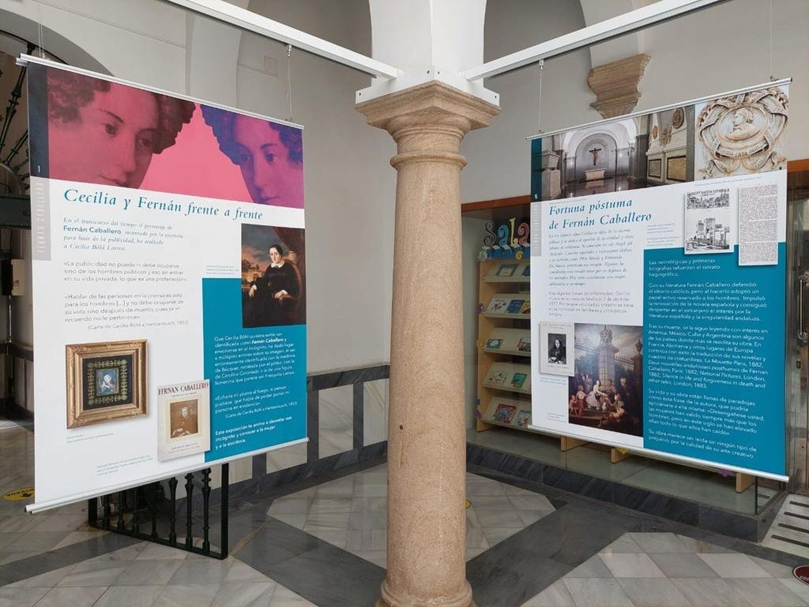 La madre de Fernán Caballero, Frasquita Larrea, tuvo relación estrecha con Chiclana, donde residió durante años.