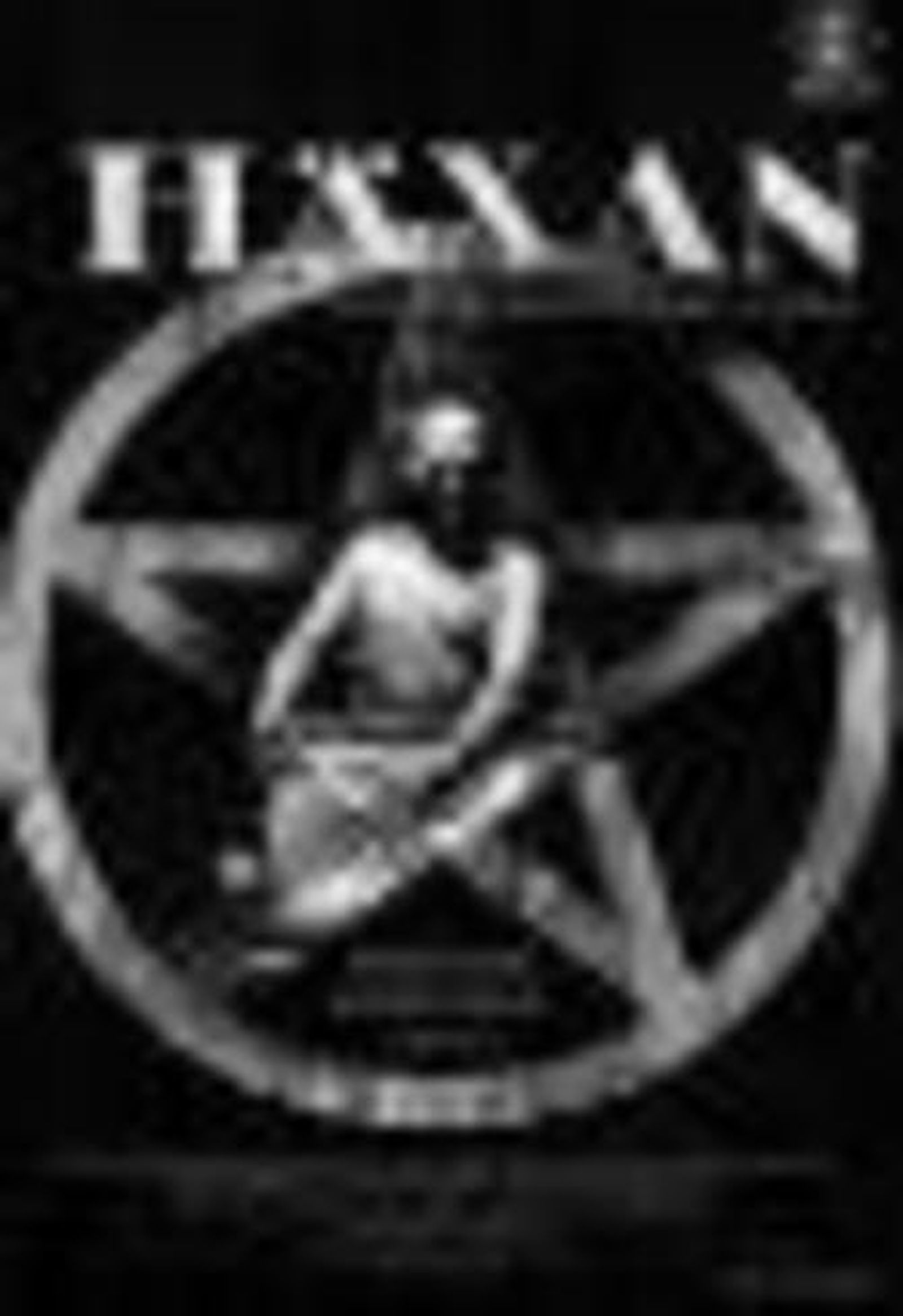 Una mujer acude a los inquisidores para acusar de brujería a una anciana.