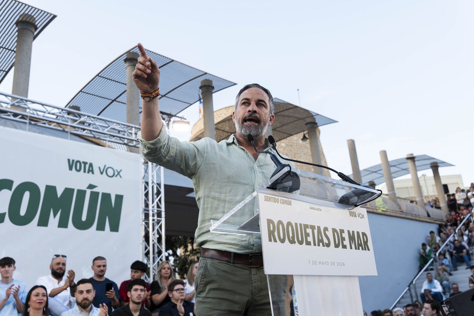 Las imágenes del mitin de Vox con Santiago Abascal y Manuel Gavira en ...