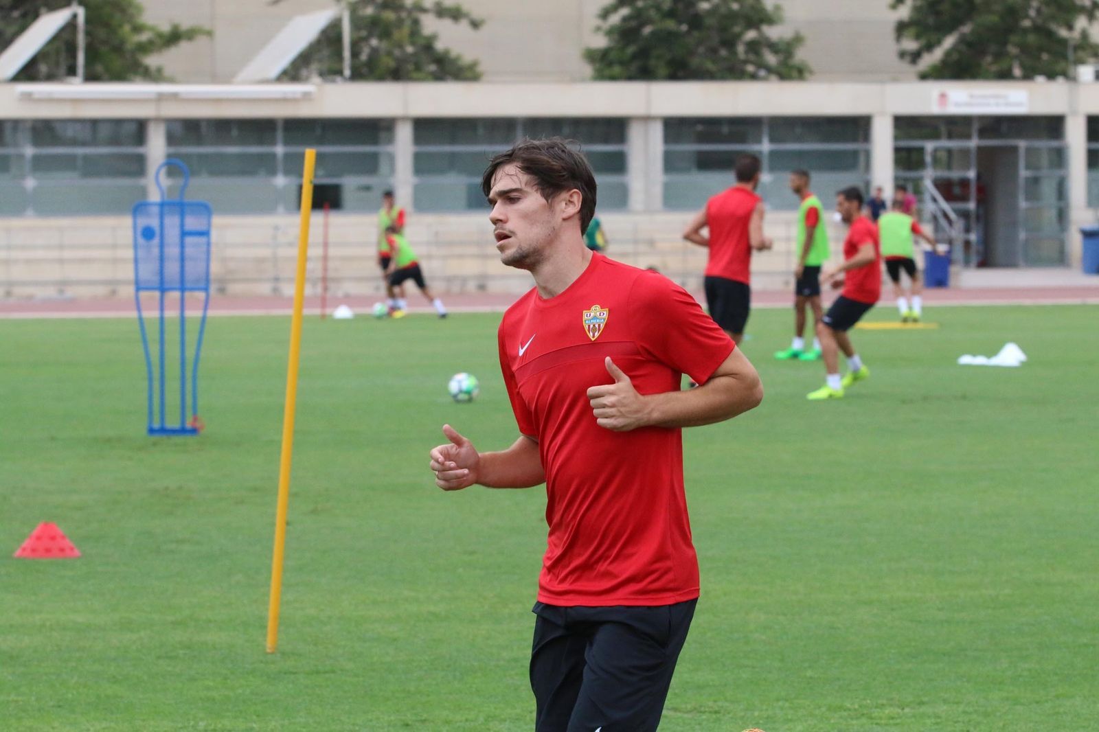 Pozo realiza carrera continua en una sesión preparatoria.
