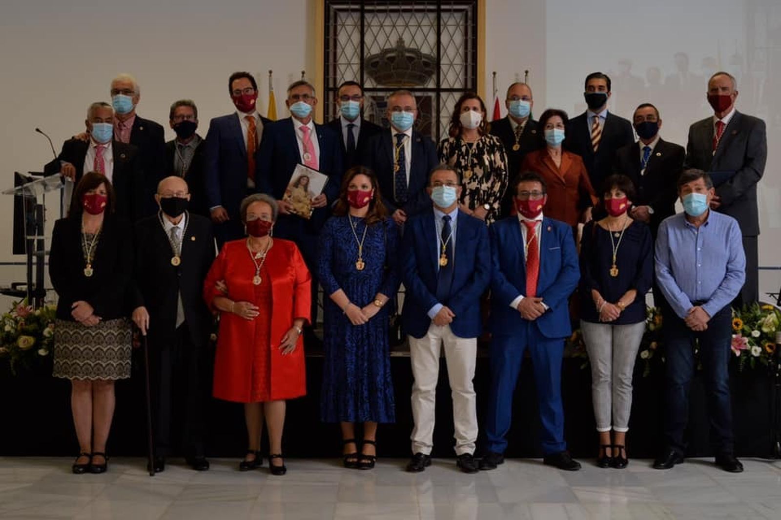 Foto de familia de los galardonados.