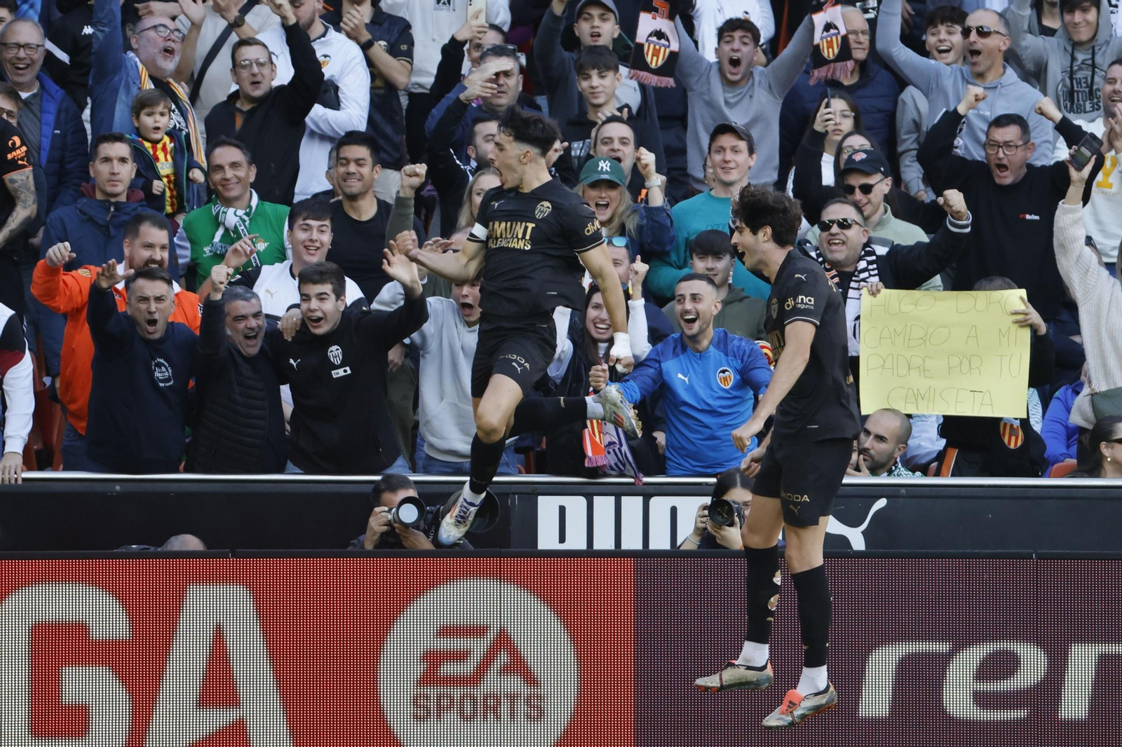 Las fotos del emotivo Valencia - Betis