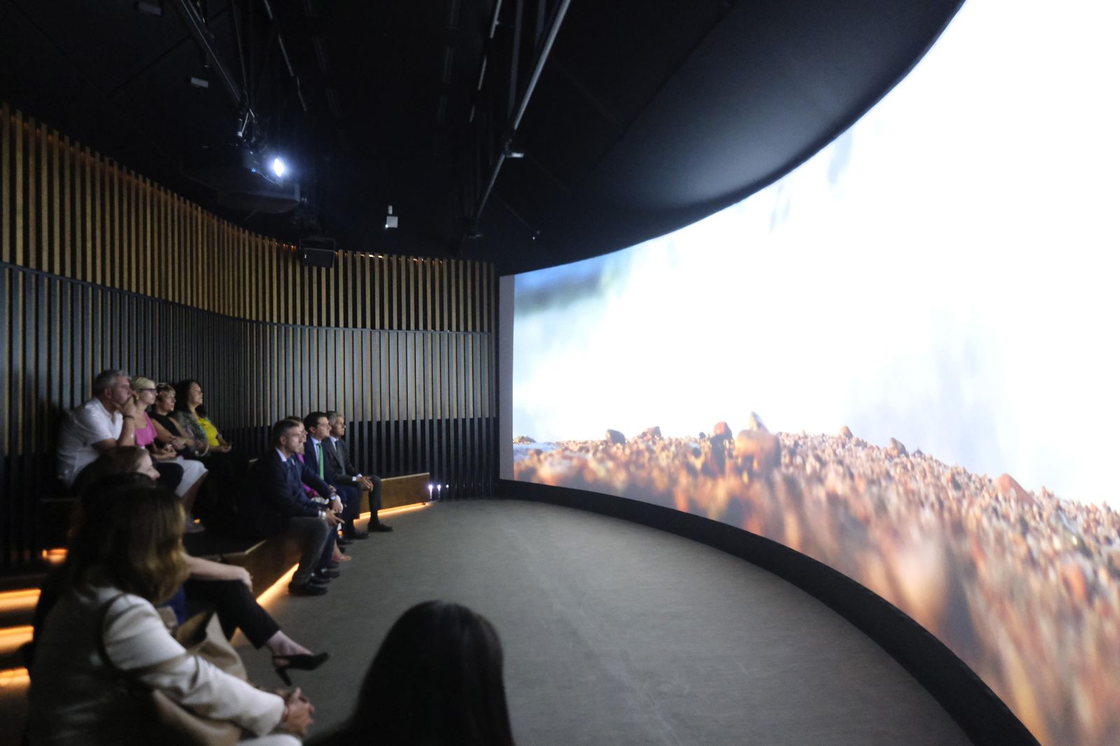 Las imágenes del estreno en Córdoba de 'Symphony', la nueva experiencia de la Fundación La Caixa