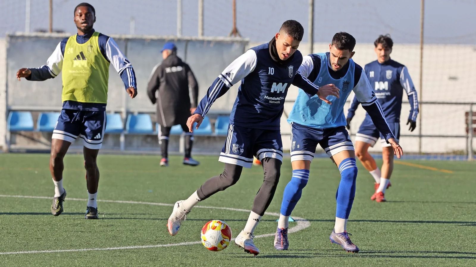Charaf es fijo para Galiano y arriba puede entrar Nané frente al Águilas.