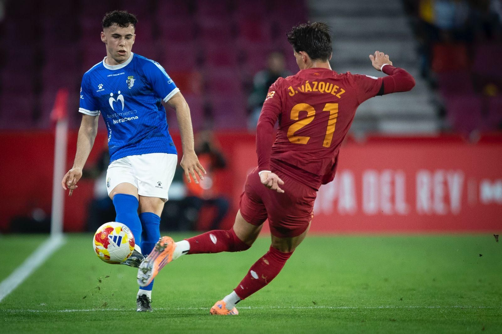 Las mejores imágenes del duelo copero entre UD Maracena y Valencia CF