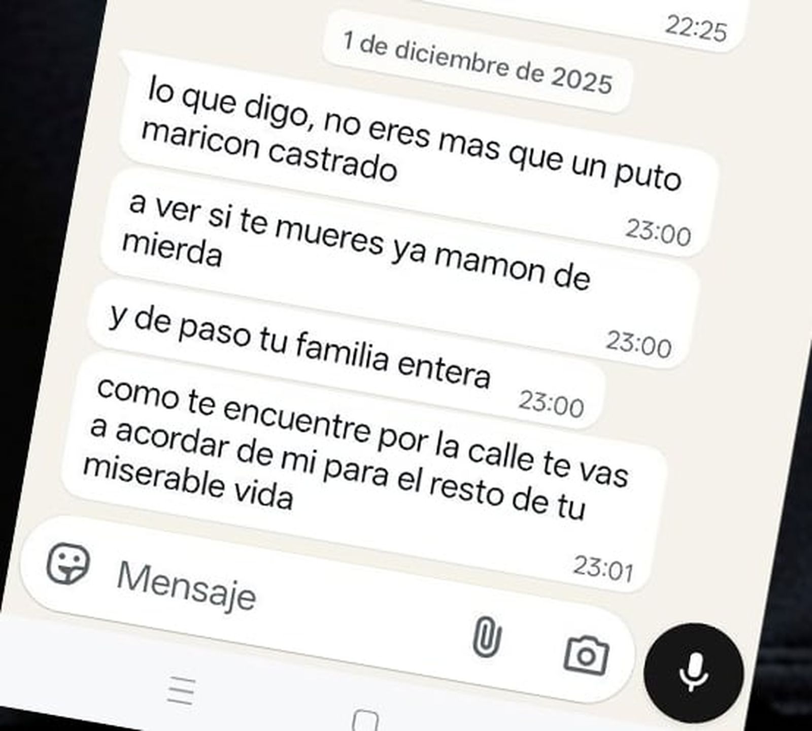 Algunas de las amenazas que recibió Rubén Sánchez.