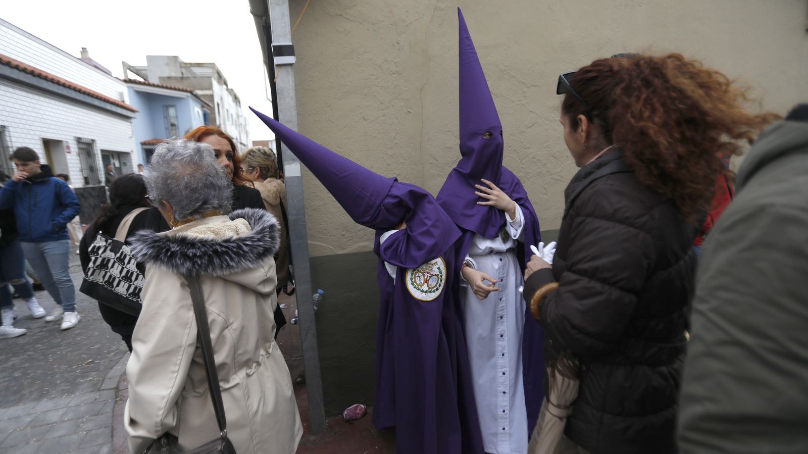 Fotos del Jueves Santo en La Línea: Perdón y la Salud, Gran Poder y Angustias