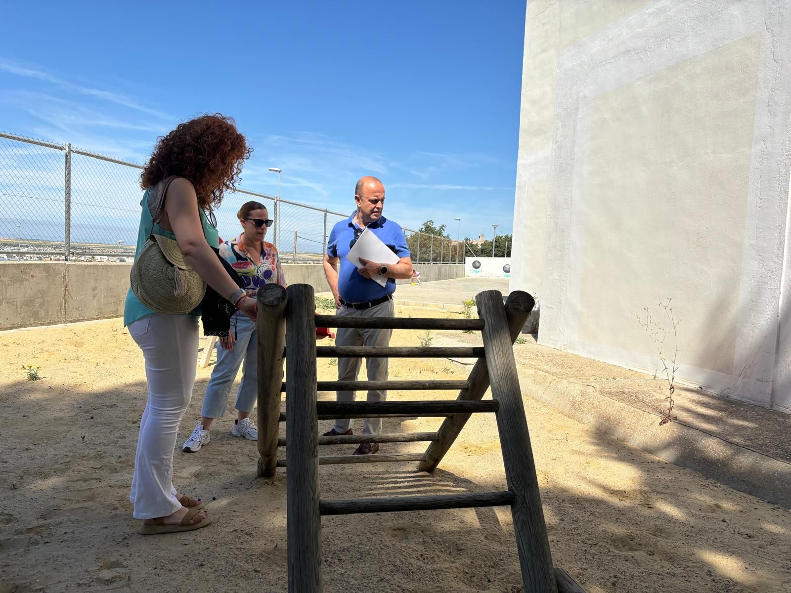 Ignacio Soto, durante una visita al CEIP Vallesequillo.