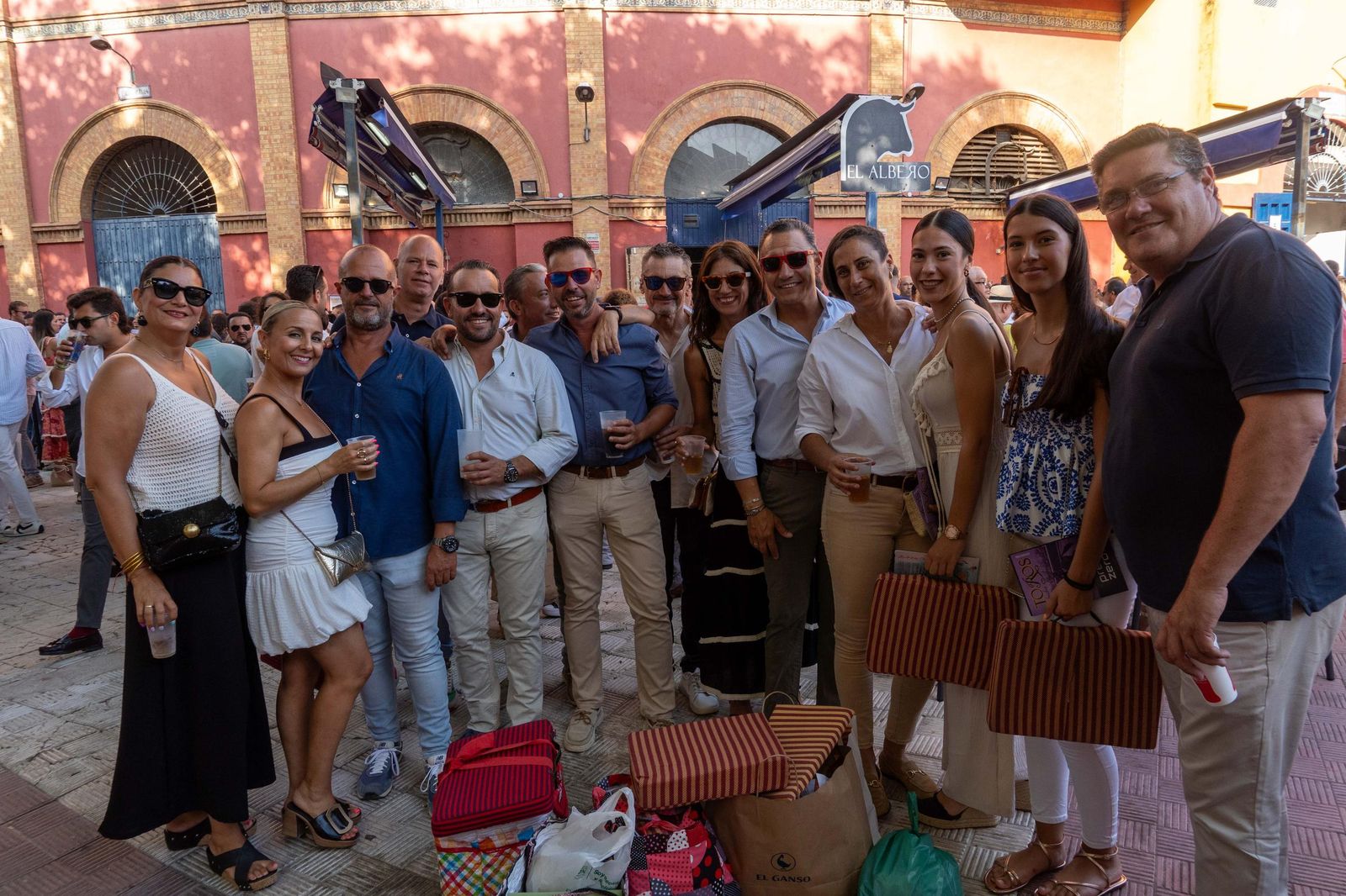 Colombinas 2025: Ambiente en la corrida de toros del domingo 3 de agosto en Huelva