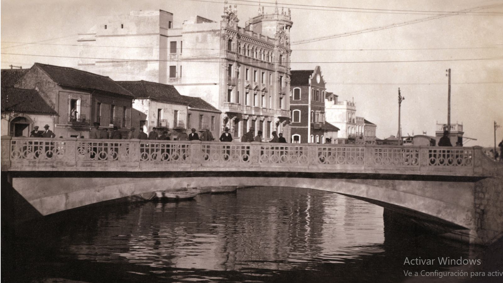 El nuevo puente de la Conferencia recién inaugurado en 1926.