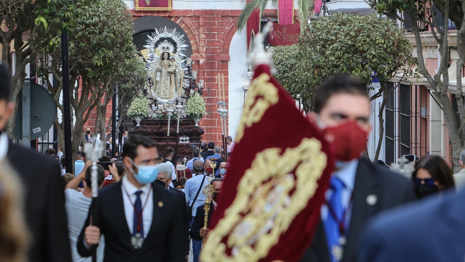 Imágenes de la procesión de la Virgen de las Mercedes en San Fernando