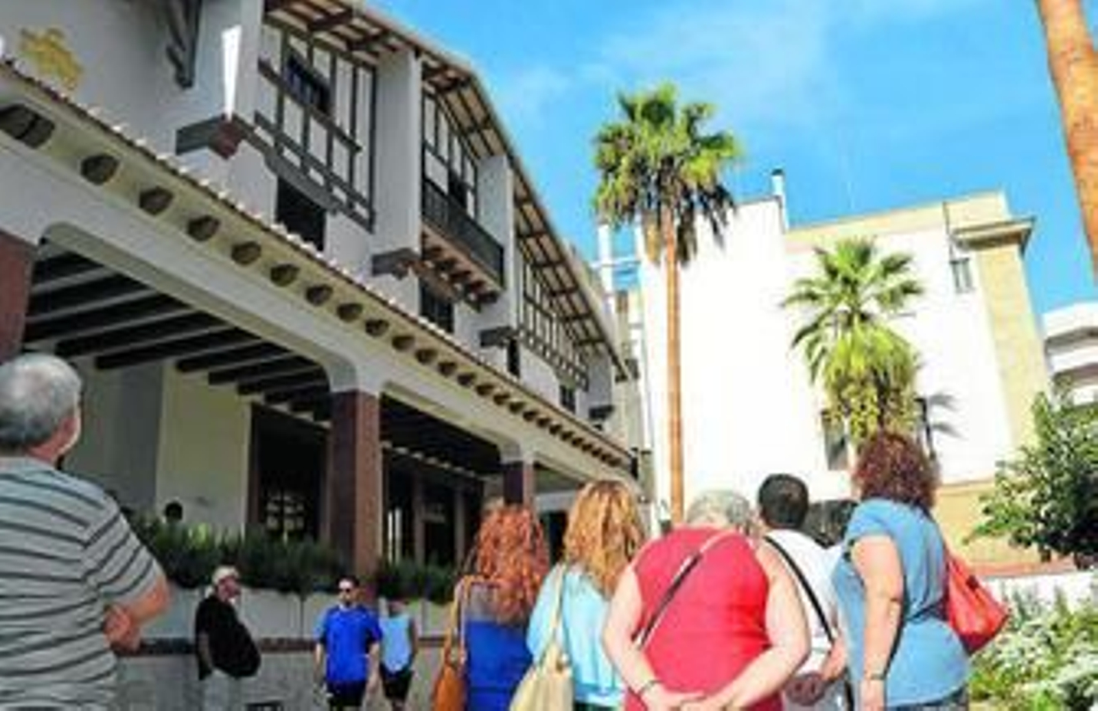 Un grupo de visitantes al Museo Doña Pakyta de Almería.